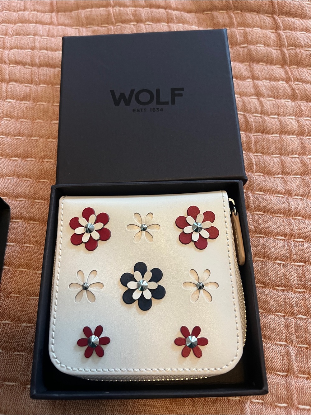 WOLF Cream Leather Floral Zip Jewelry carrier with Red and Navy Appliqués